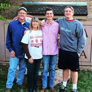 Meet your Posher, Troy